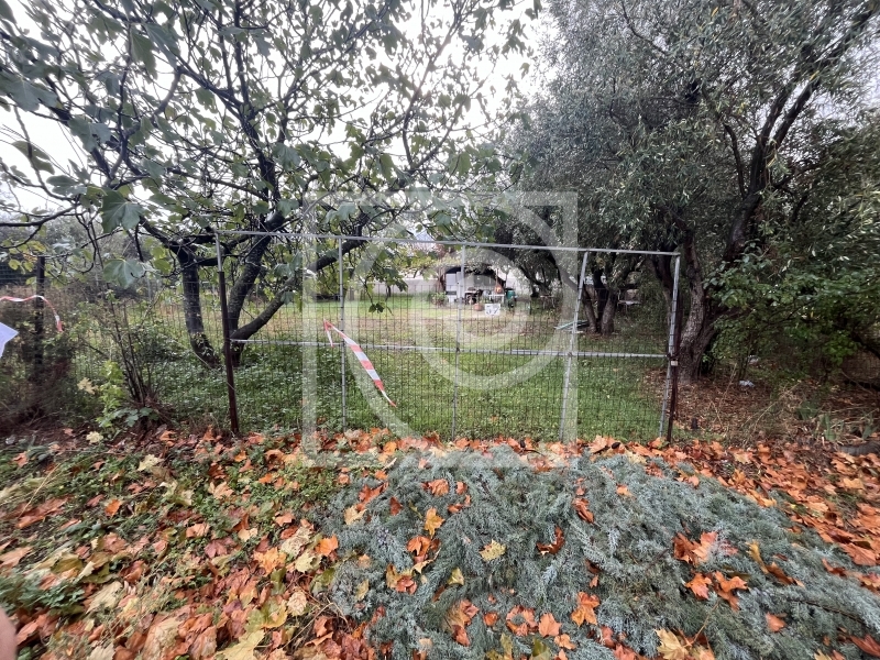 property-img