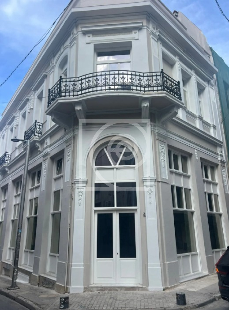 property-img